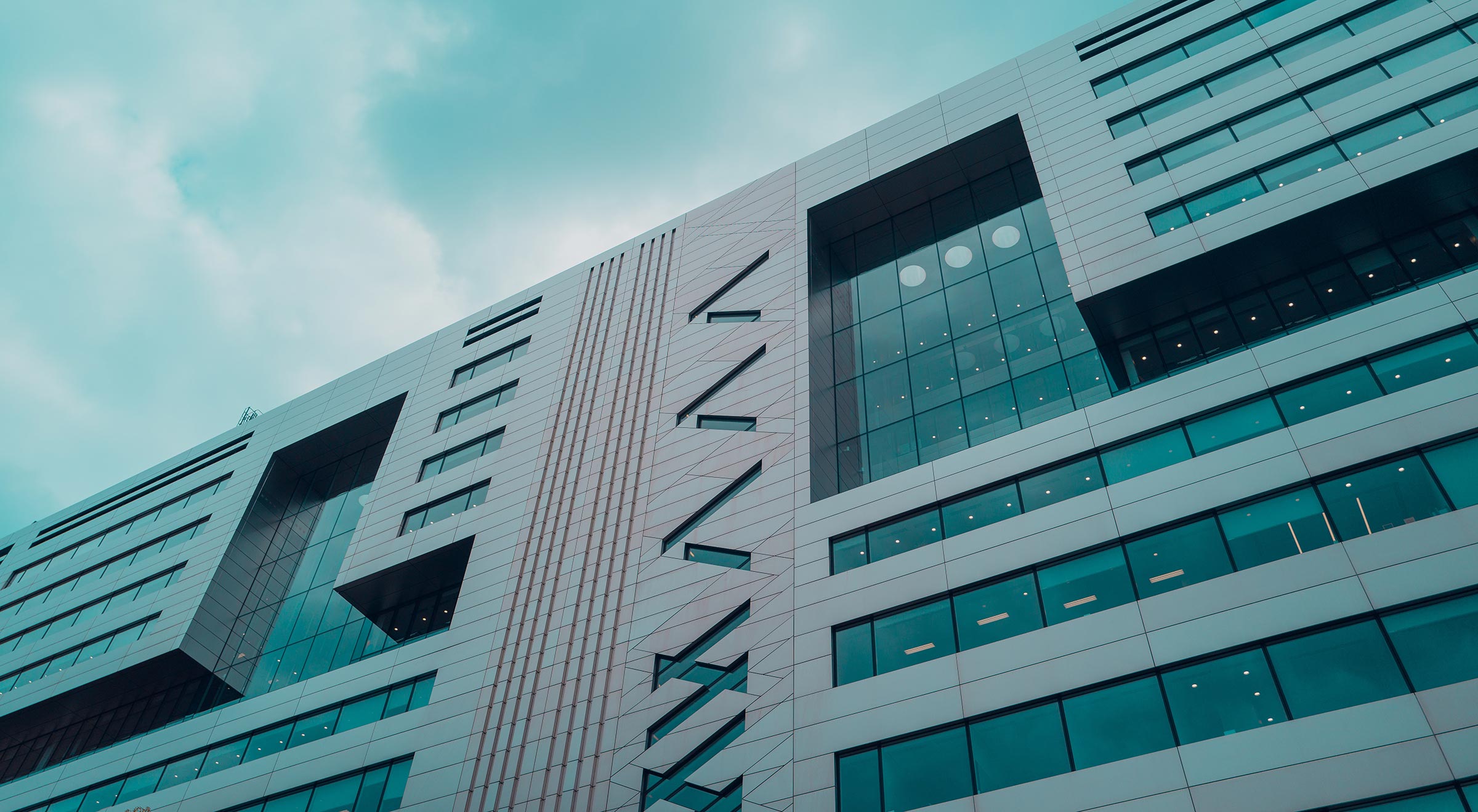 Wirtualne biuro a urząd skarbowy - na co zwrócić uwagę?